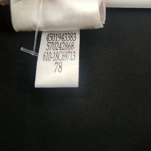 Chico's Black and Pink Sleeveless Blouse w/ Embroidered Flowers. Beautiful Top - Picture 6 of 9